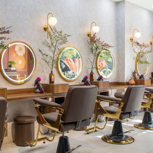 salon organic mở cửa xuyên lễ