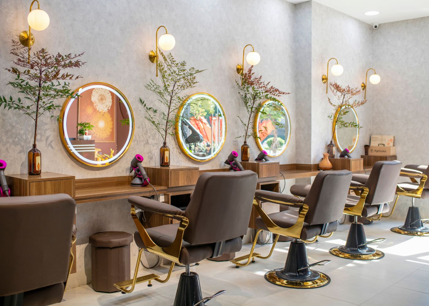 salon organic mở cửa xuyên lễ