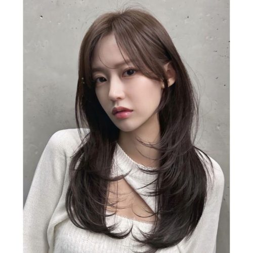 Tóc uốn xoăn bung